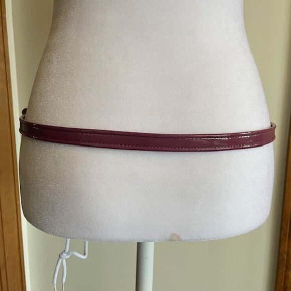 COLE HAAN Womens Purple Logo Buckle Patent Slim Skinny Belt
